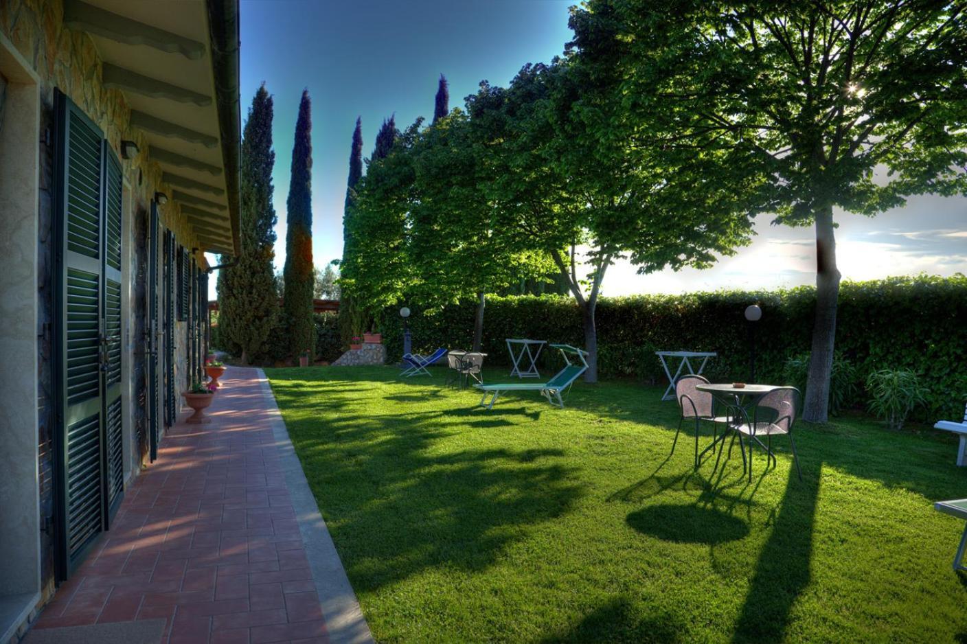 Agriturismo Poggio Del Drago Montemerano Exterior photo